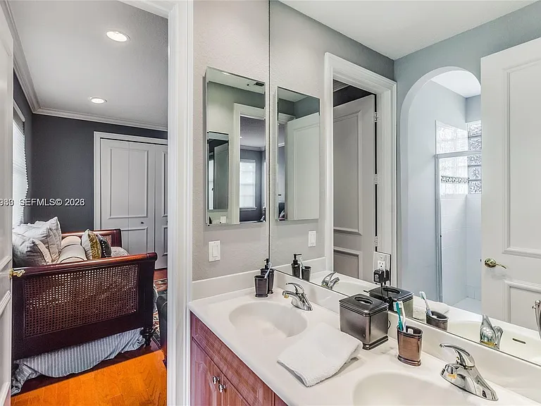 19471 NE 14th Ct — Photo 25
