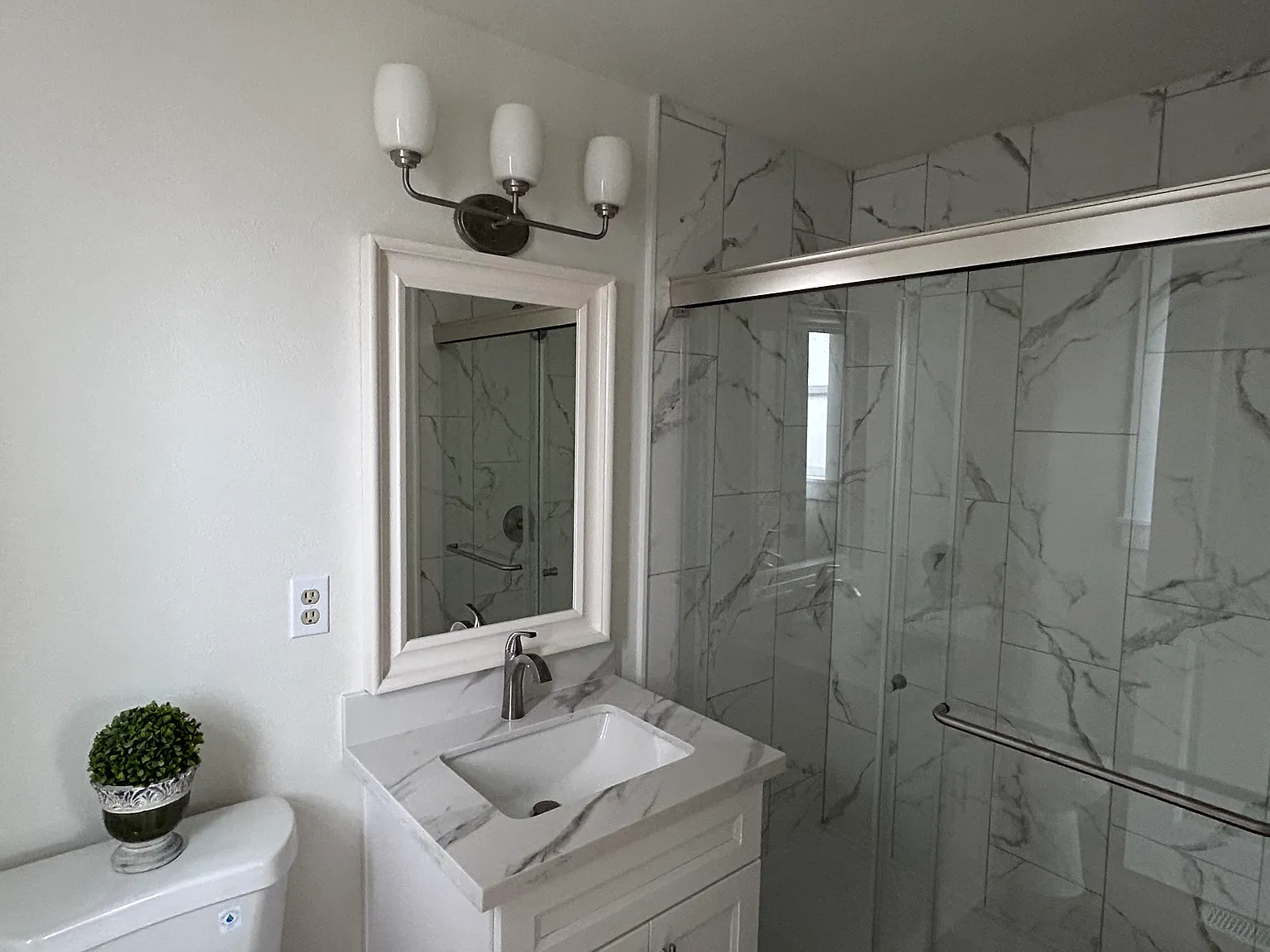 4 bed, 1813 sqft, $3,250 — Photo 3