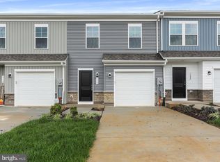 215 Olympus Rd, Charles Town, WV 25414
