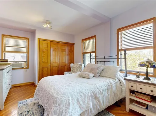 949 72nd Street image 25 of 33