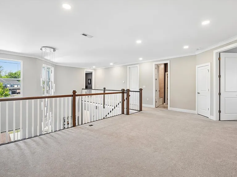Open Loft/alternate view