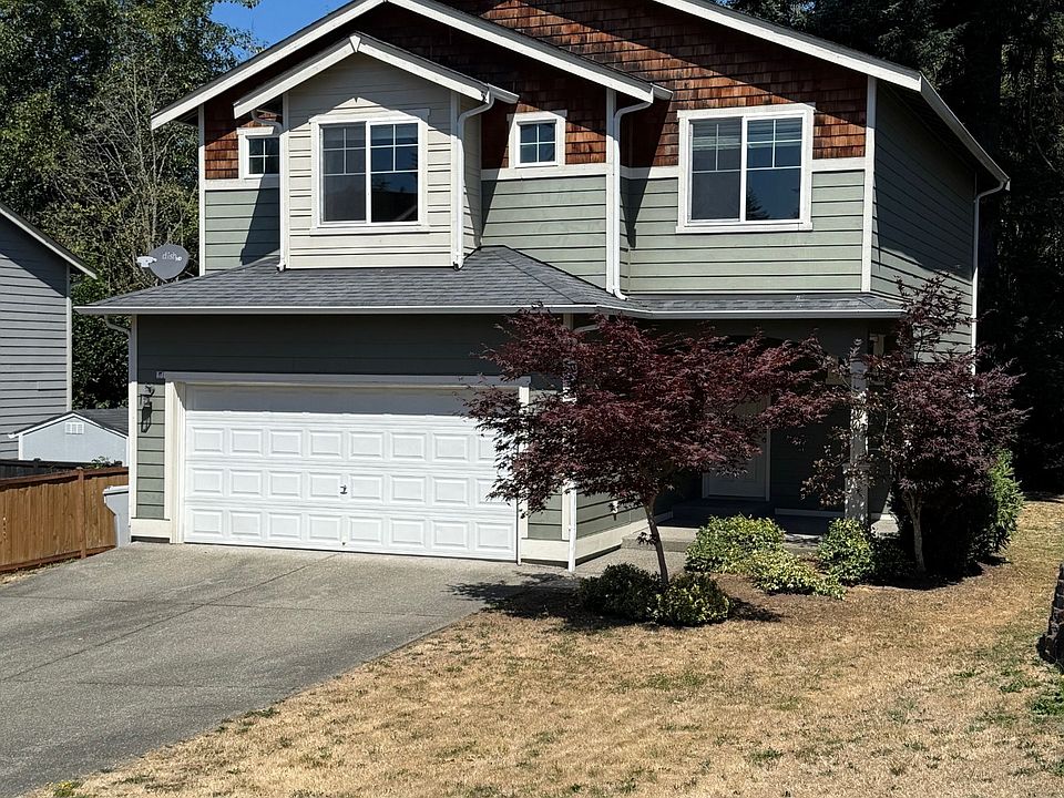 Beautiful two story home on private cul de sac. Low maintenance yard.