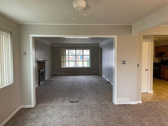 2nd image of 26805 Newport Ave