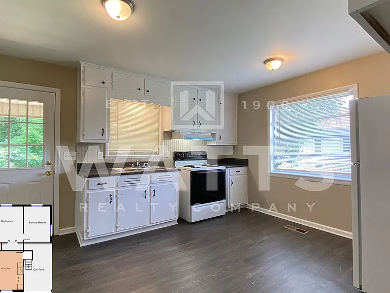 4205 & 4207 Silver Lake Rd — Photo 12