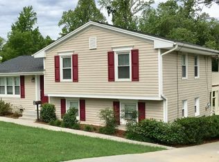 1529 N King Charles Rd, Raleigh, NC 27610