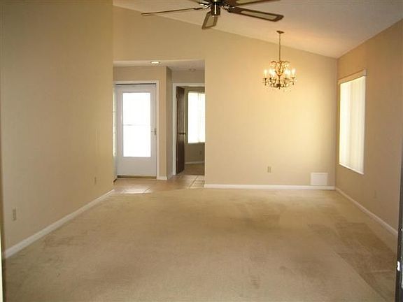 Liv/Din view from patio