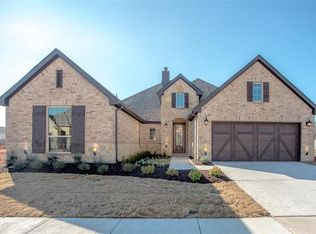 728 Sandbox Dr, Aubrey, TX 76227