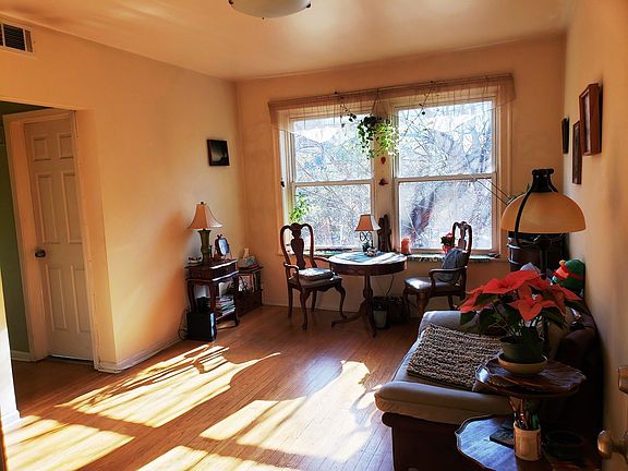 2nd image of 4240 N Clarendon Ave APT 309