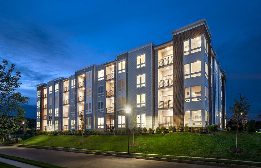 Cedar Hill condominium at Del Webb Florham Park