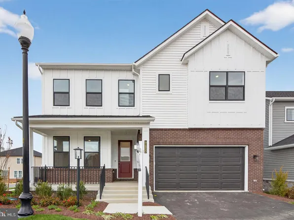 41800 Preston Falls Way, Ashburn, VA 20148