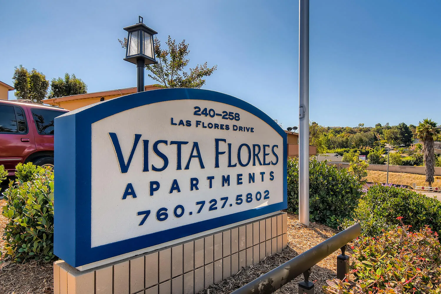 Vista Flores Apartments — Photo 1