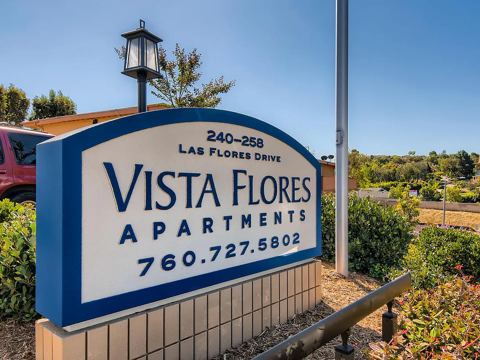 Vista Flores Apartments