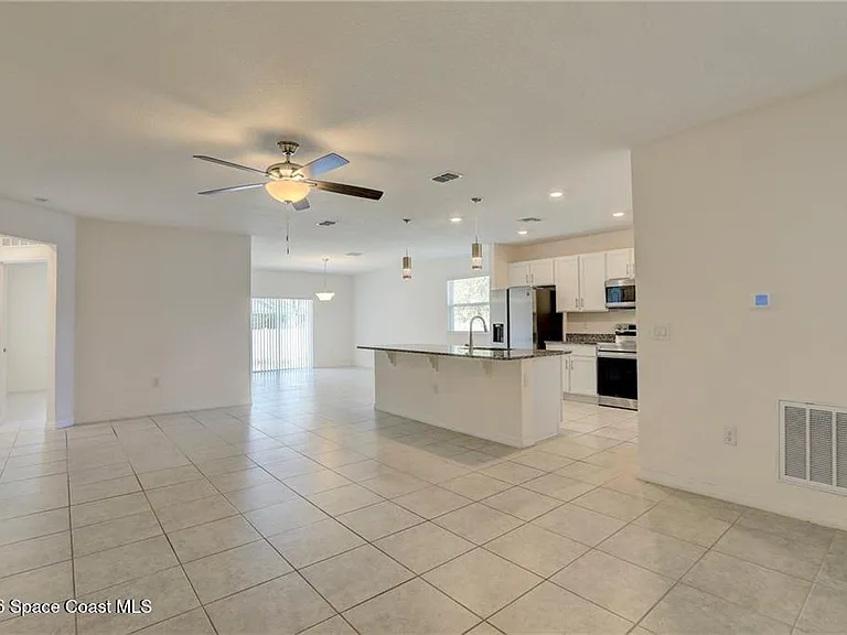 406 Easy St — Photo 11