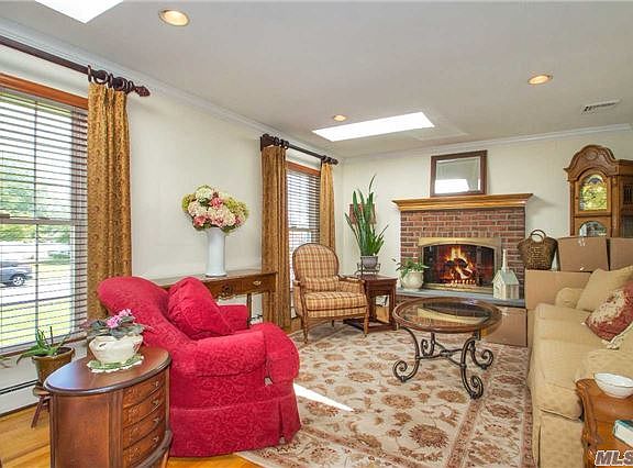 4th image of 8 Skylark Dr