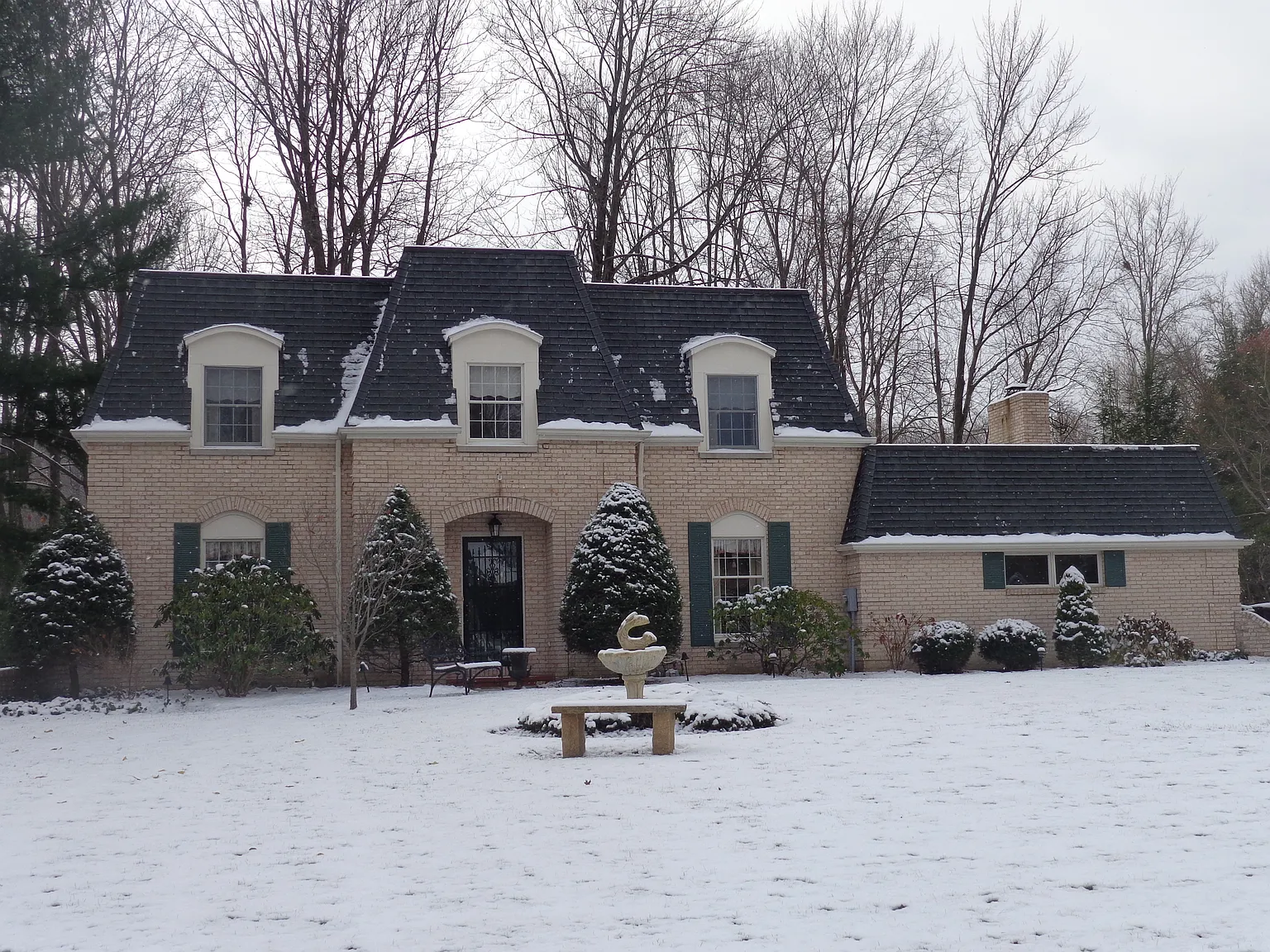4750 Scott Dr photo 1