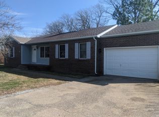 101 Oak Tree Dr, Oak Grove, KY 42262