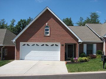 1st image of 123 Creekwood Way