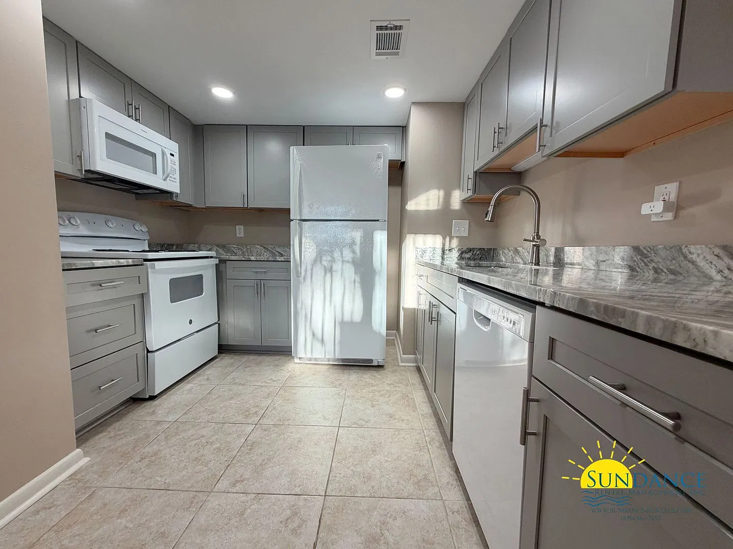 308 Miracle Strip Pkwy SW — Photo 4