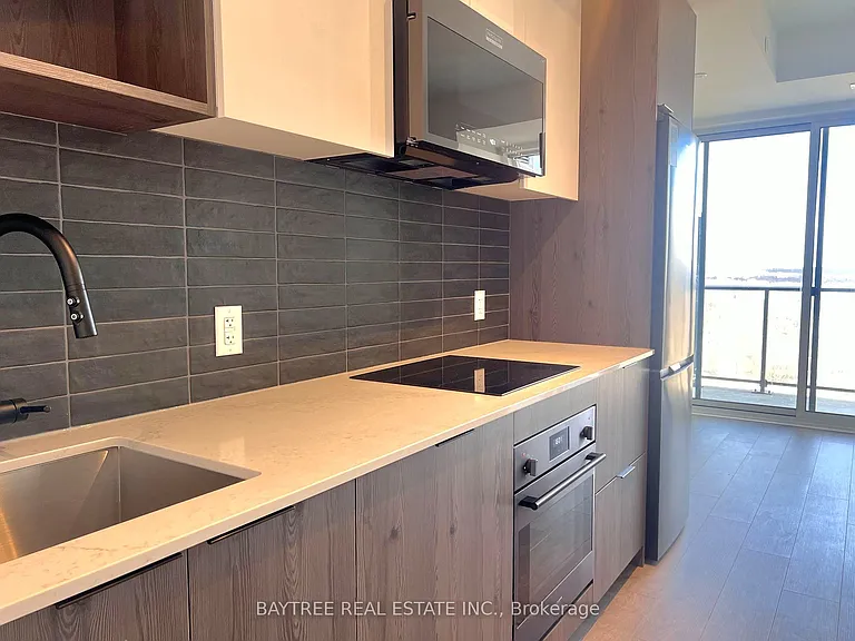 5 Defries St #2101 — Photo 5