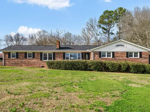 4862 Highway 72 W, Calhoun Falls, SC 29628