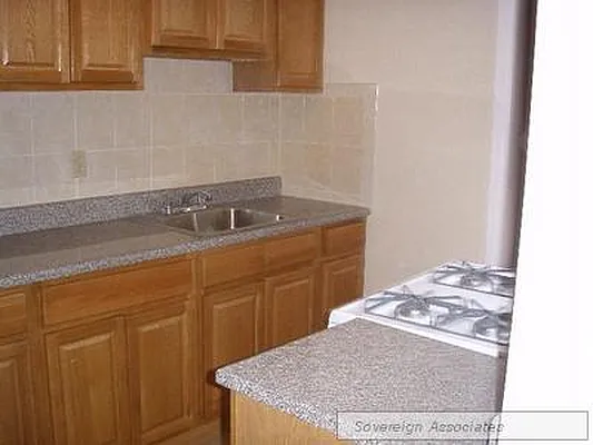 Rented by Sovereign Associates | media 12