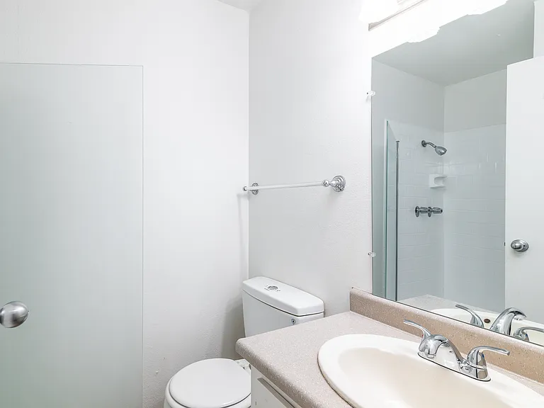 521 Alameda Del Prado #127A — Photo 11