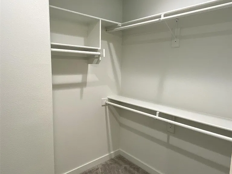 505 W Walker St #101 — Photo 16