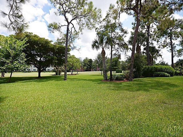 1st image of 1086 Forest Lakes Dr APT 101