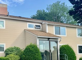 42 Saint Kolbe Dr APT D, Holyoke, MA 01040