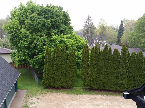 5th image of 6142 Exchange St