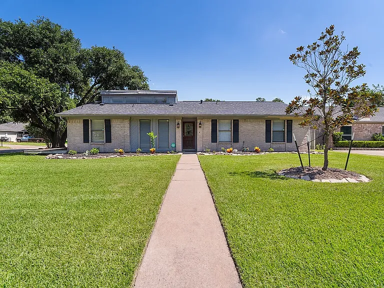 19622 Younglake Blvd — Photo 23