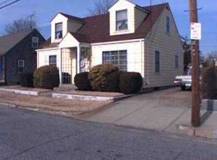 146 Fuller St, Pawtucket, RI 02861