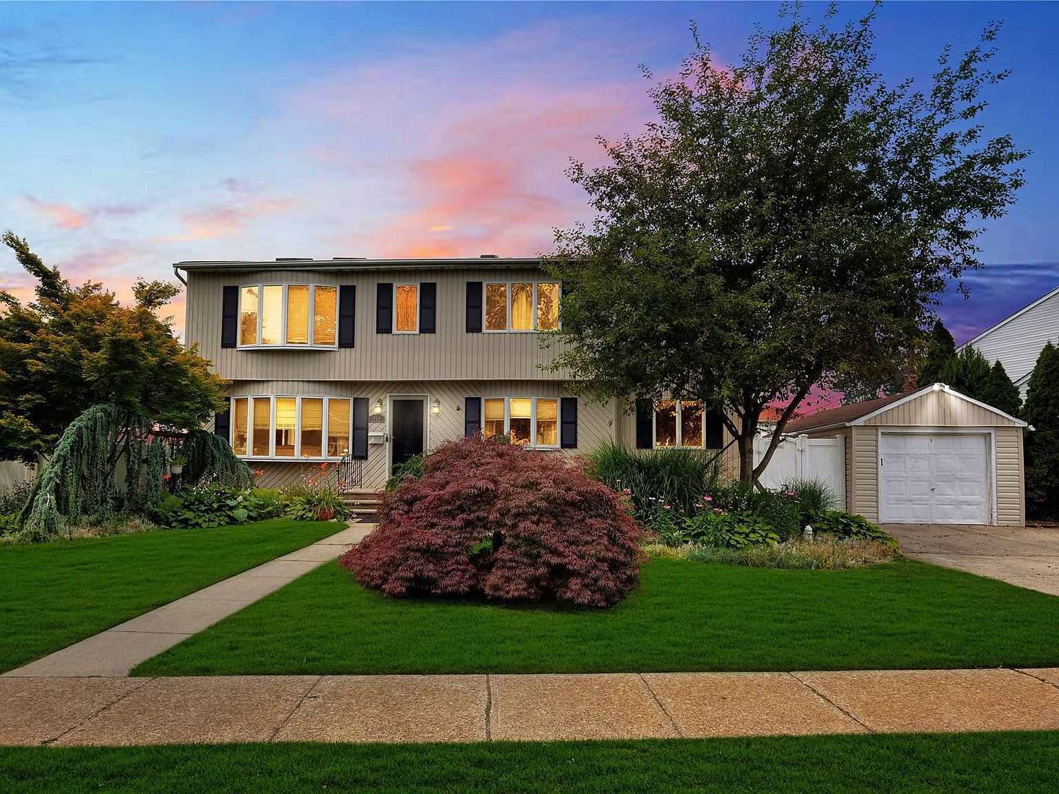 959 Woodcliff Drive, Franklin Square, NY 11010 Zillow