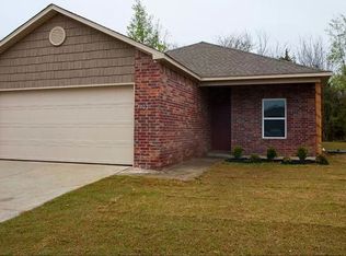4702 W Hoover Loop, Fayetteville, AR 72704