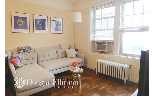 Rented by Douglas Elliman | media 21