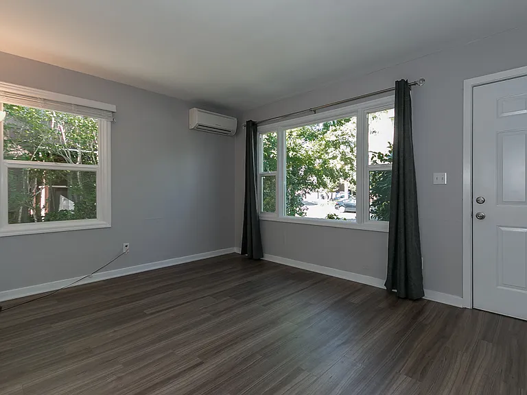 1770 Patterson St — Photo 3