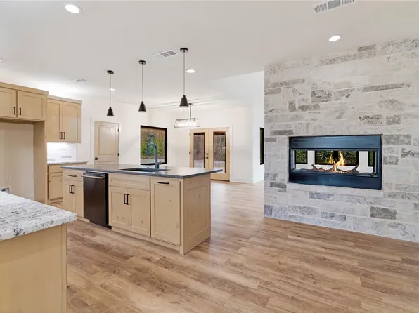 40 Private Road 45855, Blossom, TX 75416