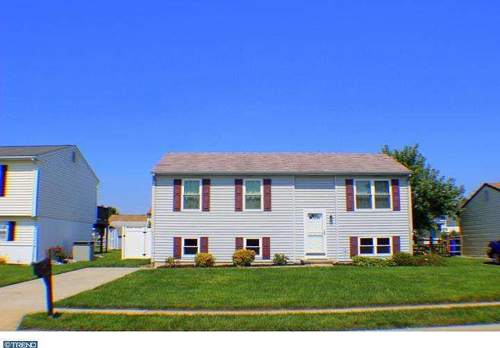 1st image of 40 Old Fence Ln
