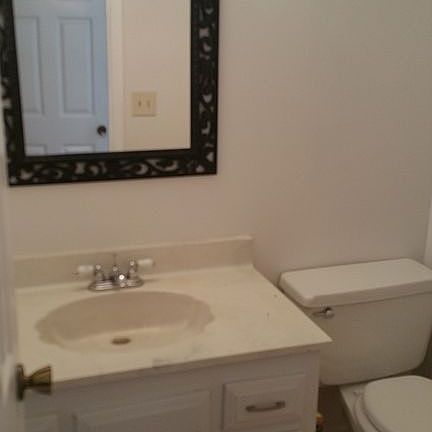 4th image of 7393 Woodcroft Dr