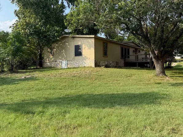 172 Sleepy Hollow Cir, Kerrville, TX 78028