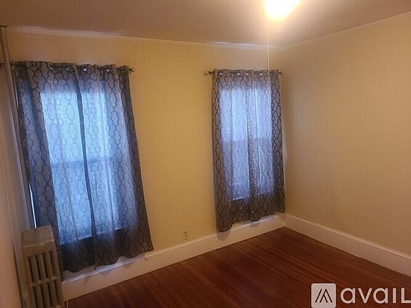 5th image of 516 Western Ave #1R