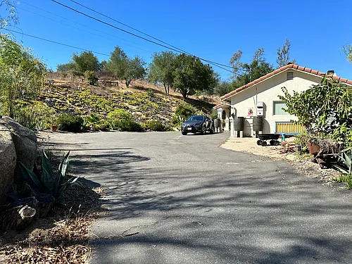 30490 Lilac Rd Photo 1