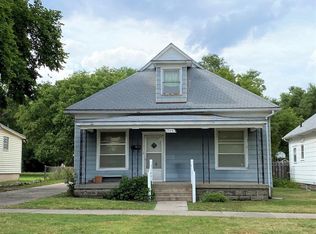 308 E 3rd St, Hoisington, KS 67544