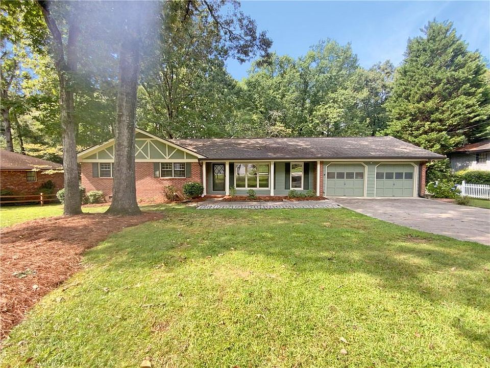 1st image of 3099 Larkspur Cir