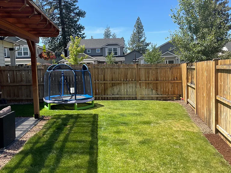 616 N Willitts St — Photo 4
