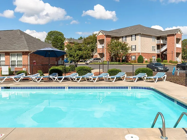 Madison Heights Luxury Apartments — Photo 9