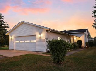 9325 Morgan Ln, Cologne, MN 55322