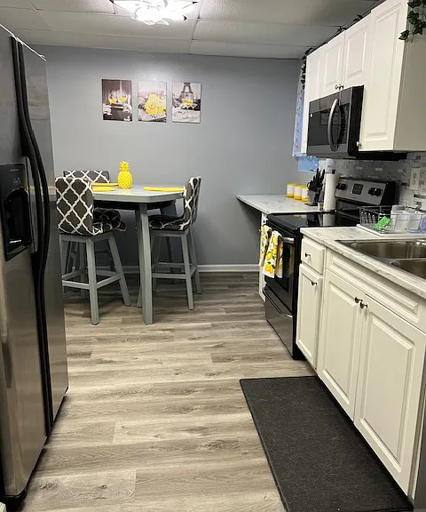 795 Deerwood Dr #B — Photo 10