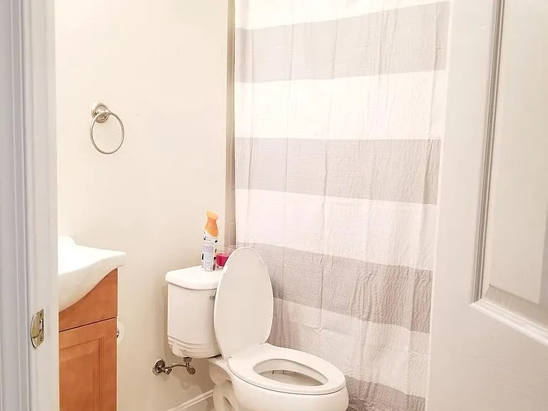 8234 Gunston Commons Way — Photo 14