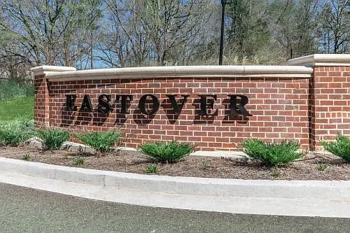 Eastover — Photo 2